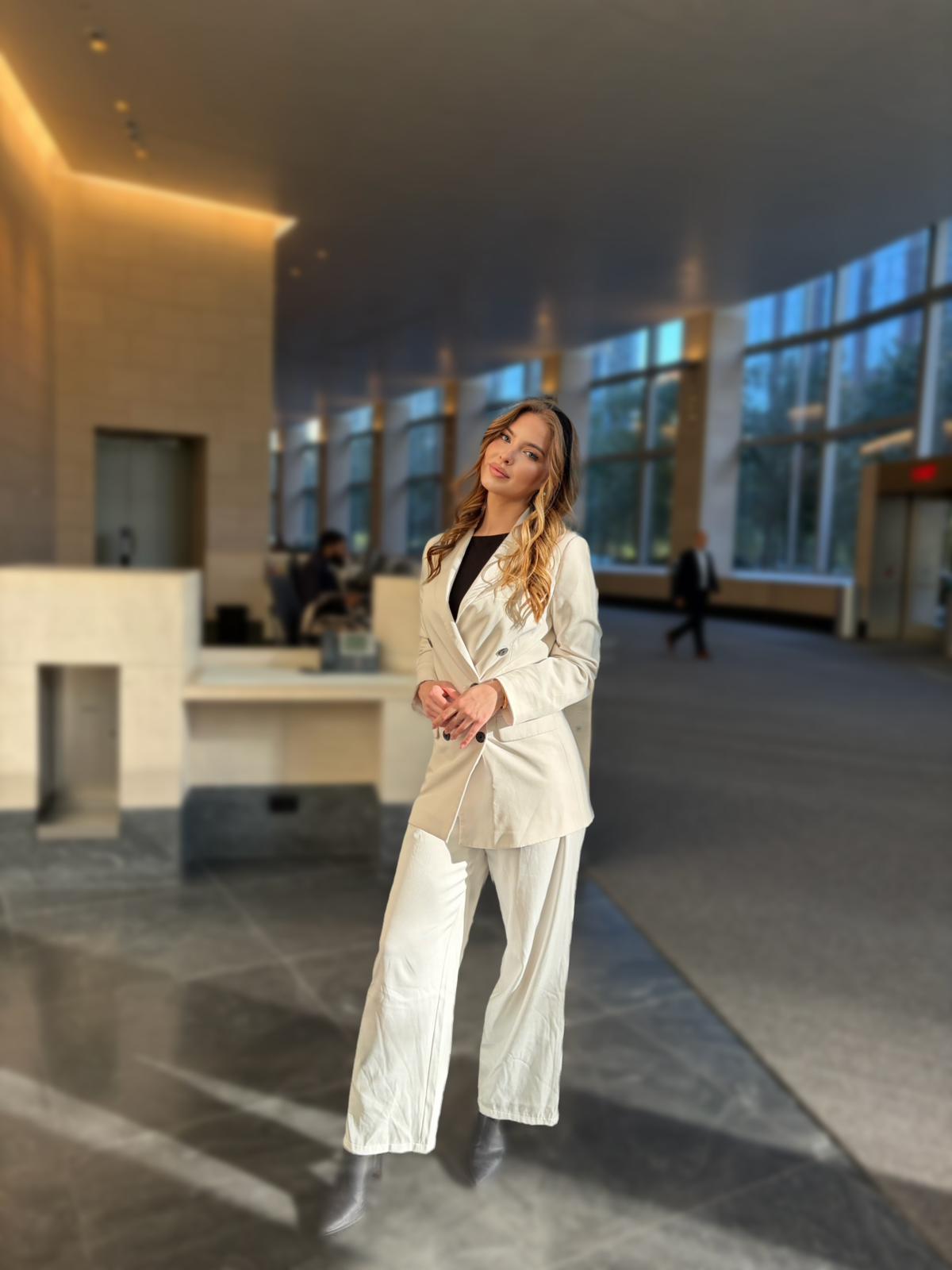 Andjela Kanjo professional portrait